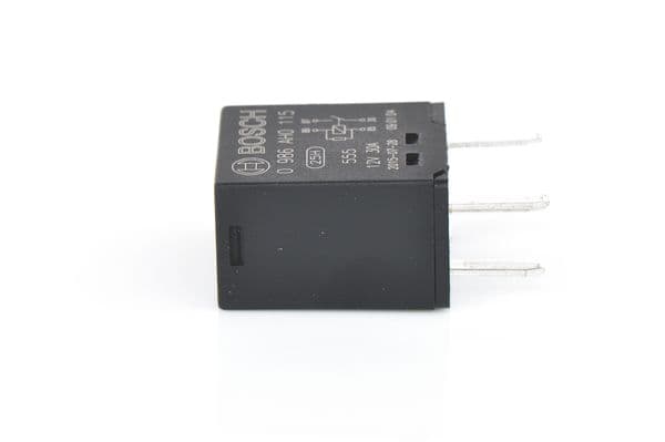 Röle, kilitleyici- 4